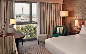 Hotel Hilton Vienna 5*